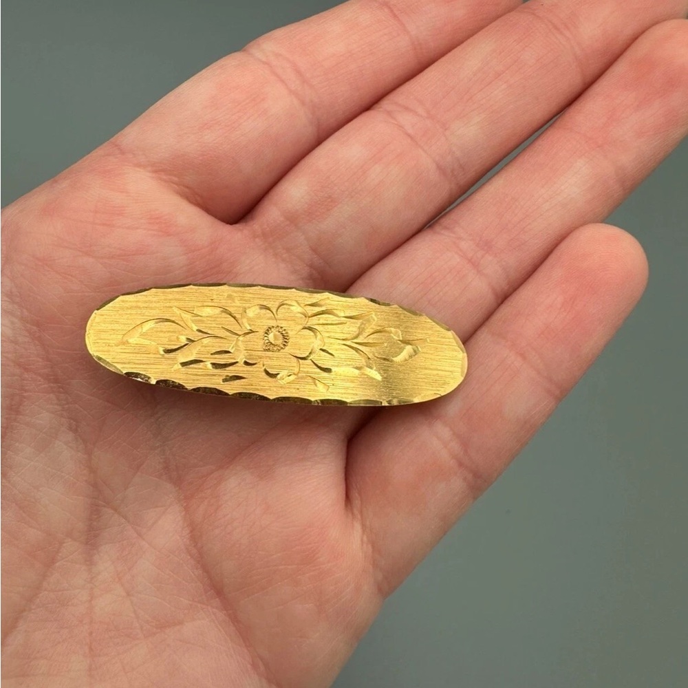 Vintage Napier Signed Victorian Revival Gold Tone Etched Floral Oval Brooch Pin - Picture 7 of 8